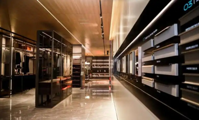 �Ҿ����ҵ��Ʒ�ʳ�ŵ�顷������NUOMIŵ�����������Ч˫��